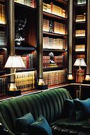 La Reserve Paris Hotel and Spa