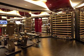 La Reserve Paris Hotel and Spa