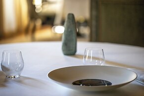 La Reserve Paris Hotel and Spa