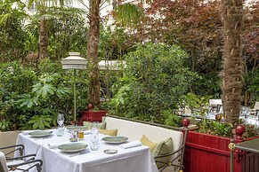 La Reserve Paris Hotel and Spa