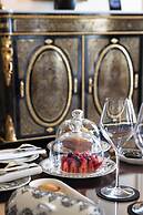 La Reserve Paris Hotel and Spa