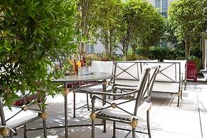 La Reserve Paris Hotel and Spa