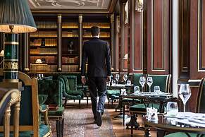 La Reserve Paris Hotel and Spa