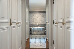 La Reserve Paris Hotel and Spa
