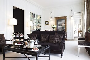 La Reserve Paris Hotel and Spa
