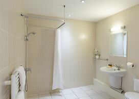 Central House by House of Fisher
