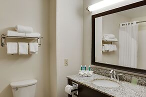Holiday Inn Express & Suites Nevada by IHG
