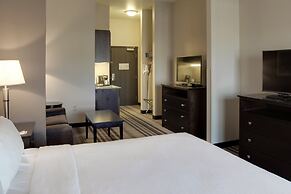 Holiday Inn Express & Suites Nevada by IHG