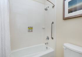 Holiday Inn Express & Suites San Antonio - Brooks City Base by IHG