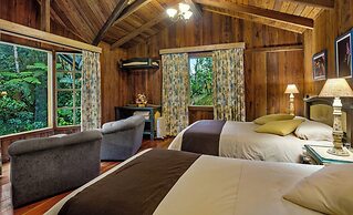 Sachatamia Lodge