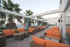 Irina Beach Hotel