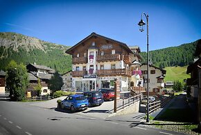 Hotel Crosal