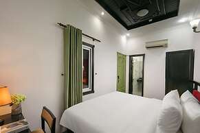 Old Quarter Charm Hotel