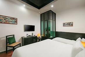 Old Quarter Charm Hotel