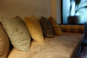 Smile Society Boutique Hostel