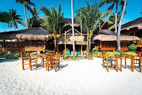 The Coral Blue Oriental Beach Villas & Suites