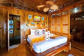 The Coral Blue Oriental Beach Villas & Suites