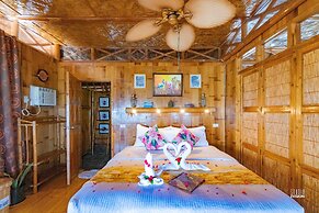 The Coral Blue Oriental Beach Villas & Suites