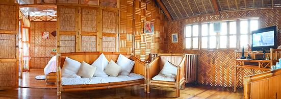 The Coral Blue Oriental Beach Villas & Suites