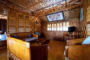 The Coral Blue Oriental Beach Villas & Suites