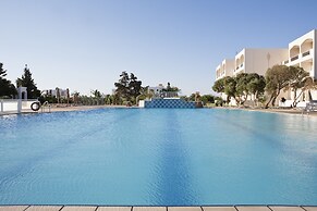 Sovereign Beach Hotel - All Inclusive