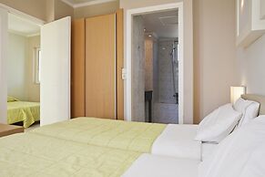 Sovereign Beach Hotel - All Inclusive