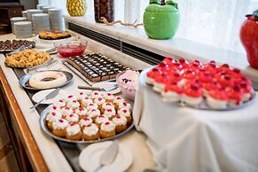 Sovereign Beach Hotel - All Inclusive