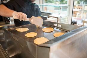 Sovereign Beach Hotel - All Inclusive