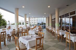 Sovereign Beach Hotel - All Inclusive