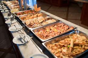 Sovereign Beach Hotel - All Inclusive