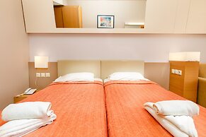 Sovereign Beach Hotel - All Inclusive