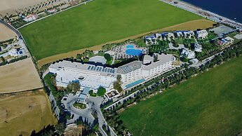 Sovereign Beach Hotel - All Inclusive