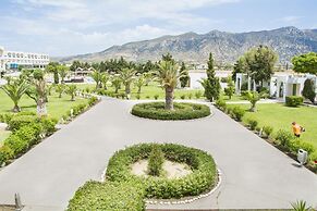 Sovereign Beach Hotel - All Inclusive