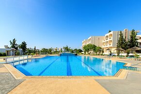 Sovereign Beach Hotel - All Inclusive