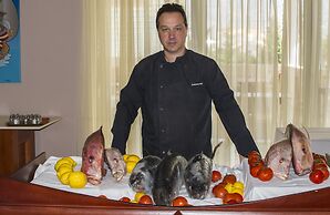 Sovereign Beach Hotel - All Inclusive