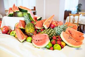 Sovereign Beach Hotel - All Inclusive