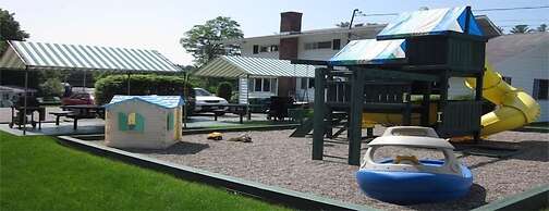 Brookside Motel