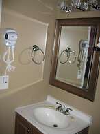 Brookside Motel
