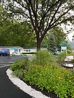 Brookside Motel