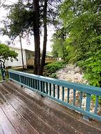 Brookside Motel