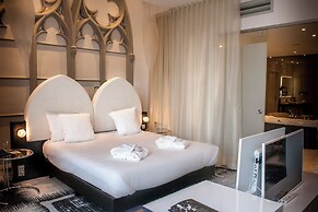 Martin’s Dream Hotel