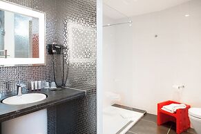 Martin’s Dream Hotel