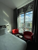 Martin’s Dream Hotel