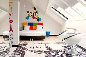 Martin’s Dream Hotel