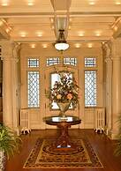 The Albanus Phillips Inn