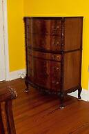 The Albanus Phillips Inn