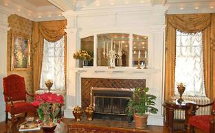 The Albanus Phillips Inn