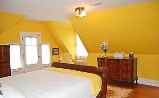 The Albanus Phillips Inn