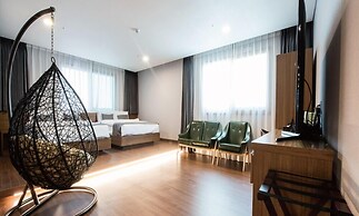 Silla Boutique Hotel Premium