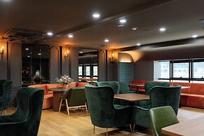Silla Boutique Hotel Premium